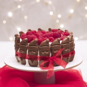 kitkat santa snowy cake